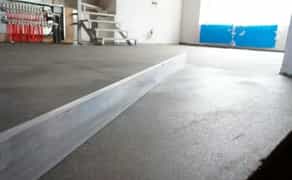 Машинна стяжка підлоги, пола та машинна штукатурка стін