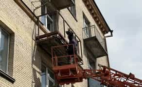 Балкони. Наварювання. Виготовлення і монтаж навісів на балкон.