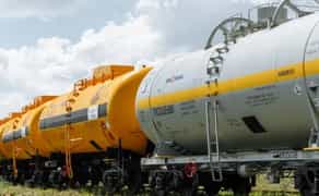 Вагон-Цистерна: Ефективна логістика рідких вантажів