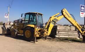 Екскаватор Komatsu Jcb