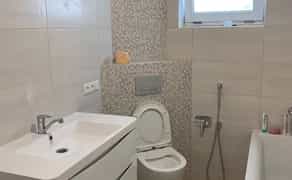 Кахляр, плиточник у Дніпрі недорого. Швидко, якісно, недорого виконаємо укладання кахлю.