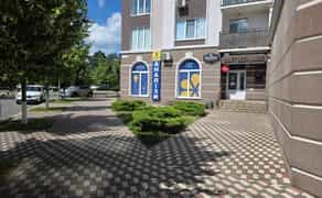 Фасадне приміщення 80 м2 в центрі Бучі