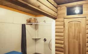 Справжня Баня на Дровах на Лівому Березі: Затишний Відпочинок, Віники та Чан!