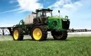 Обприскувач полів та розкидання мінеральних добрив