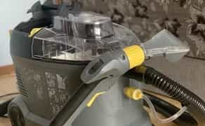 Миючий  пилосос Karcher 
