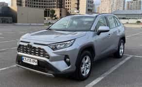 Авто Toyota RAV4 | Автомат | Комфортний кросовер