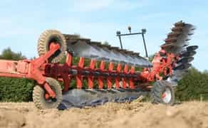 Потужний Плуг GREGOIRE BESSON (904)