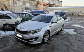 Автомобіль Кіа К5, категорія комфорт, коробка автомат