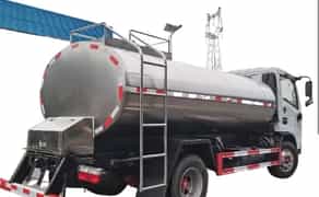 Молоковоз/Перевезення молока та харчових рідин.