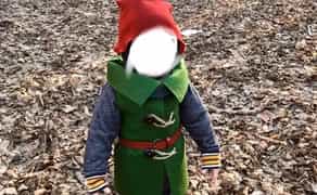 Візьми костюм гномика. Дитячий сад