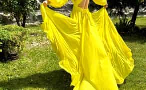 Жовта сукня з шлейфом для фотосесії С-Л