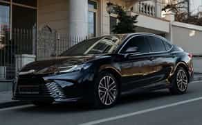 214 Авто Toyota Camry 2025 XV80 з водієм без водія