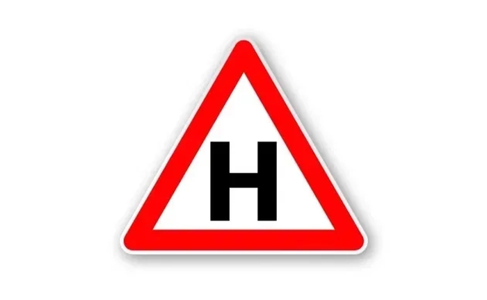 Атестований інструктор з водіння з великим досвідом Атестований інструктор з водіння з великим досвідом