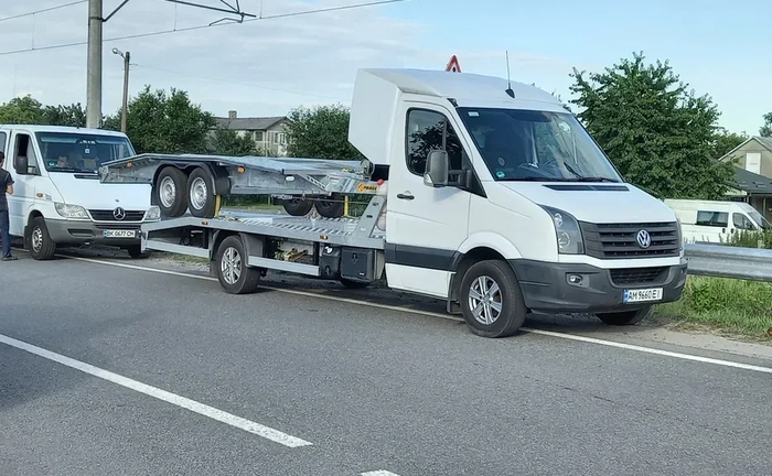 Євакуатор по Україні та доставка авто з Європи . Офіційний перевізник