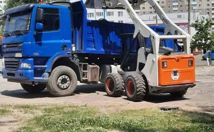 Професійні Послуги Екскаватора-Навантажувача. Швидке та Якісне Виконання Робіт. Професійні Послуги Екскаватора-Навантажувача. Швидке та Якісне Виконання Робіт.