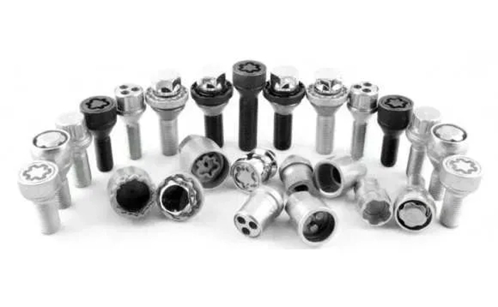 Зняття, вилучення, серетних болтів без ключа. Зняття секреток з коліс. Зняття, вилучення, серетних болтів без ключа. Зняття секреток з коліс.