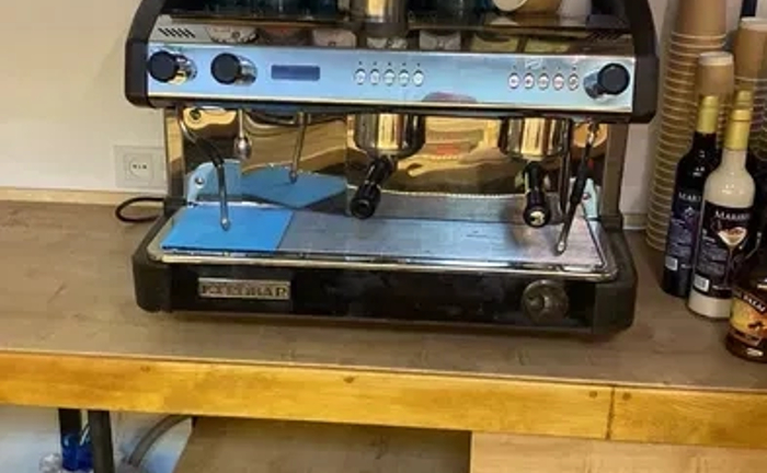 Кофемашини з кавою Кофемашини з кавою