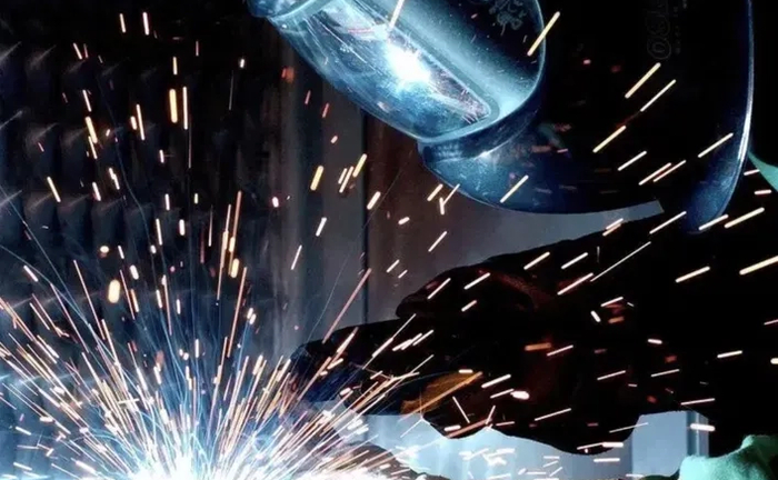 Зварювання авто, пороги, днища, крила тощо. Зварювання авто, пороги, днища, крила тощо.