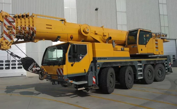 Автокран Liebherr LTM 1090 90 т Автокран Liebherr LTM 1090 90 т