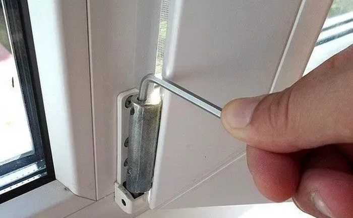 Ремонт регулировка металлопластикових окон и дверей. Ремонт регулировка металлопластикових окон и дверей.