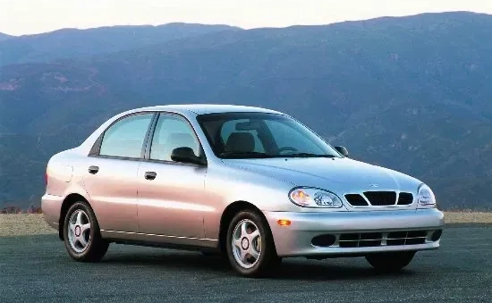 Автомобіль Ланос для ваших потреб