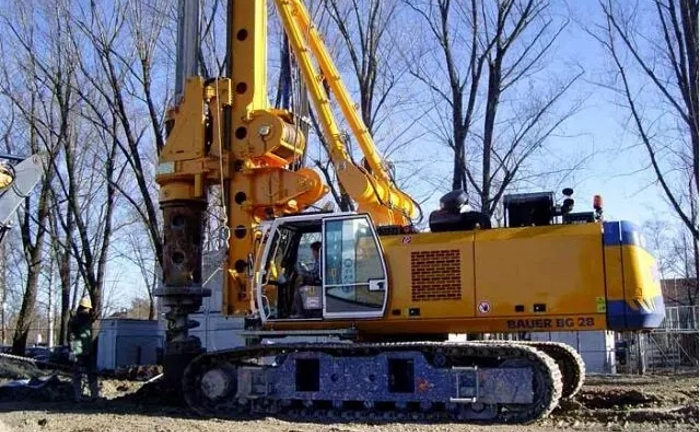 Бурова установка Bauer BG 28. Стан- ідеальний. Бурова установка Bauer BG 28. Стан- ідеальний.