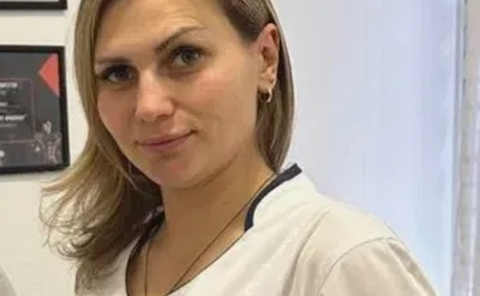 Професійний шугаринг і корекція брів у Покровському районі