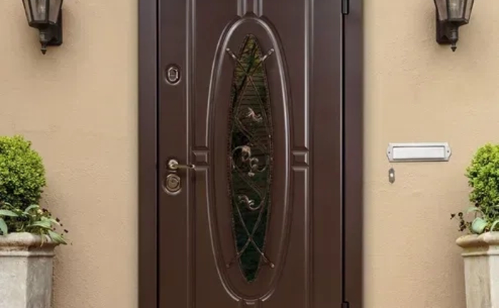 Установка та обшивка дверей, заміна замків – швидко та надійно!