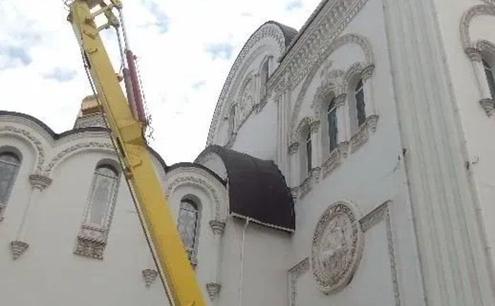 Автовишка від15 метрів до 45 метрів Автовишка від15 метрів до 45 метрів