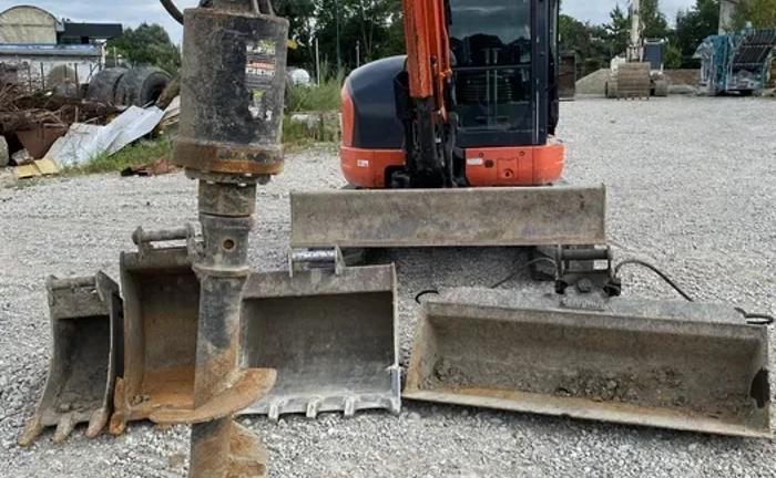 Міні екскаватор kubota