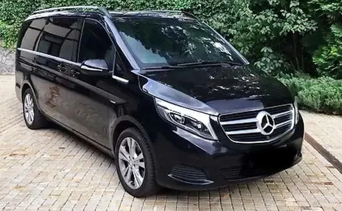 273 Мікроавтобус на весілля Mercedes Benz V class 273 Мікроавтобус на весілля Mercedes Benz V class