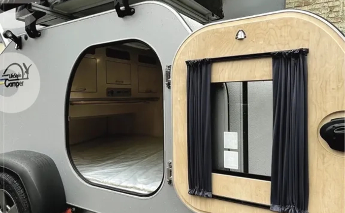 Автокемпер SimpleDrop: твій дім