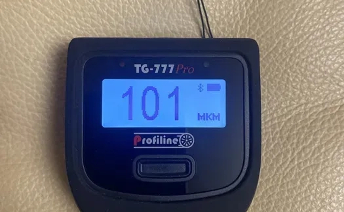 Професійний товщиномір 777 PRO для перевірки авто Професійний товщиномір 777 PRO для перевірки авто