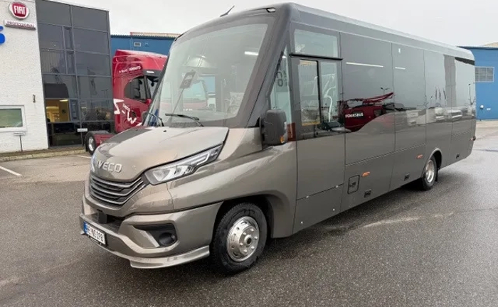 Мікроавтобус Iveco Feniksbus 27 місць.Комфортно та зручно!