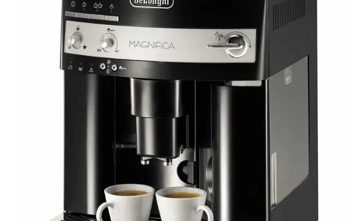 Кавомашина DeLonghi Magnifica ESAM 3000.B.