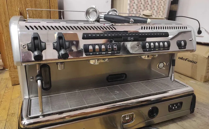 Ремонт Професійних Кавомашин: Кав’ярні, Ресторани, Офіси. Виїзд Майстра та Швидка Діагностика!