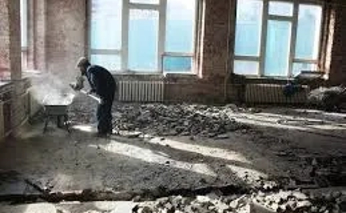 Разборка и перенос инженерных коммуникаций на участке; Снос строений, разборка; Расчистка стройплощадки от зеленых насаждений, корчевка пней; Сохранность зеленых насаждений, укладка временных дорог. Разборка и перенос инженерных коммуникаций на участке; Снос строений, разборка; Расчистка стройплощадки от зеленых насаждений, корчевка пней; Сохранность зеленых насаждений, укладка временных дорог.