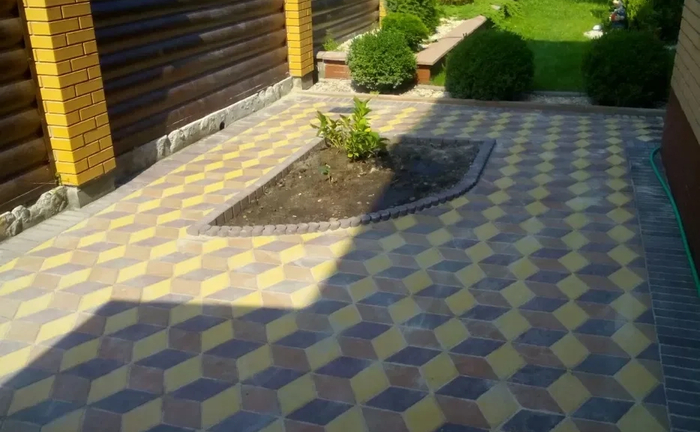 Укладання тротуарної плитки , установку бордюрів, ландшафтні роботи