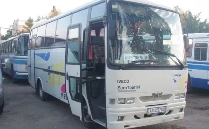 Замовити автобус на 30 місць Iveco Otoyol з водієм Замовити автобус на 30 місць Iveco Otoyol з водієм