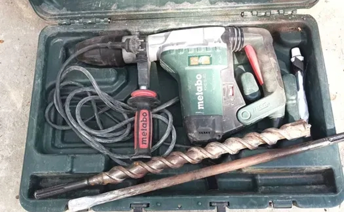 Перфоратор Metabo, модель KHE 5-40.