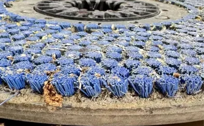 Заміна нової ворси для щіток підлогомийних машин