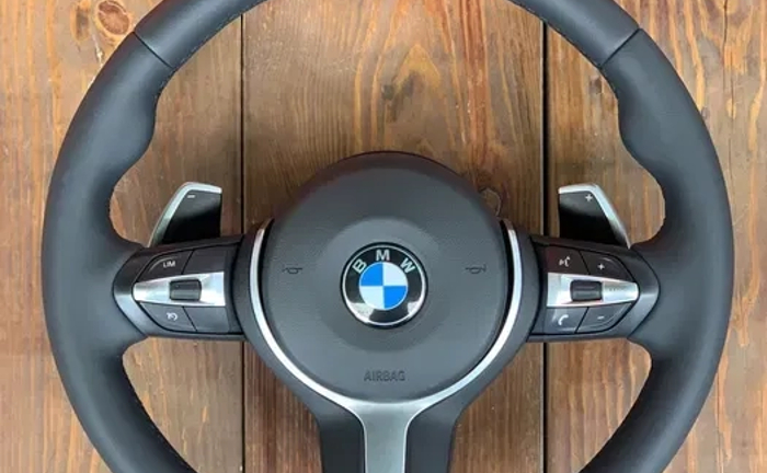 Перетяжка автомобільного руля — оновлення, комфорт і стиль Перетяжка автомобільного руля — оновлення, комфорт і стиль