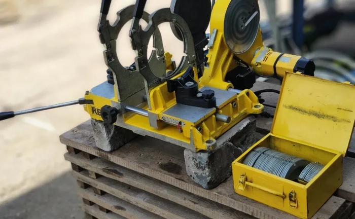 Апарат для стикового зварювання полімерних труб Rothenberger ROWELD P 630 В Апарат для стикового зварювання полімерних труб Rothenberger ROWELD P 630 В