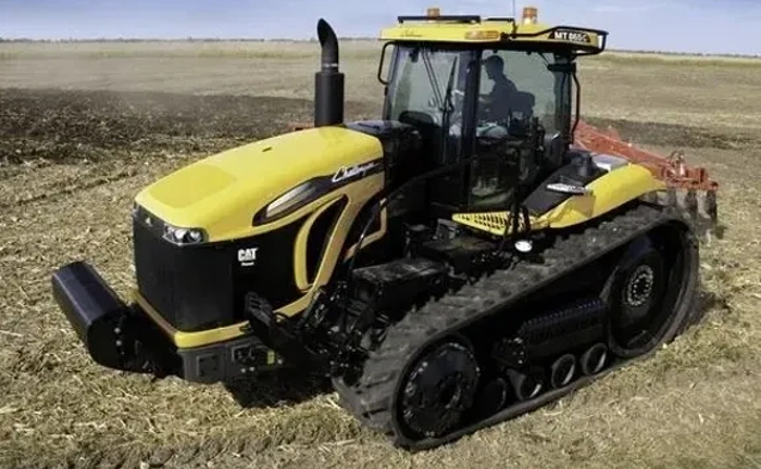 Трактор CHALLENGER MT 865 B (747)