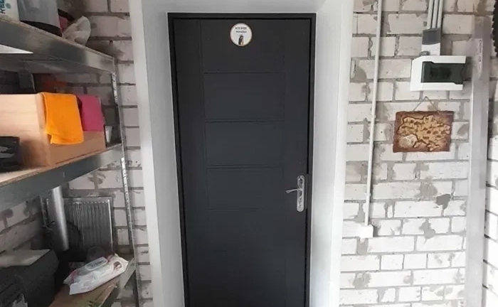 Монтаж теплих відкосів із сендвіч-панелей у місті Дніпро. Досвід понад 15 років