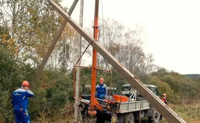 Установка, стовпи, опори ЛЕП. Монтаж кабелю СІП. Ямобур. Виклик електрика. Установка, стовпи, опори ЛЕП. Монтаж кабелю СІП. Ямобур. Виклик електрика.