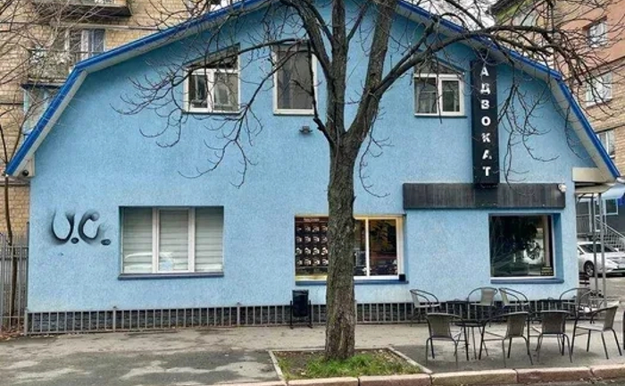 Кабінет в окремо розташованій будівлі, вулиця Єреванська 2б Кабінет в окремо розташованій будівлі, вулиця Єреванська 2б