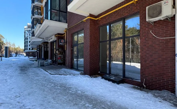 Фасадне приміщення 102 м2 в ЖК на Прорізній