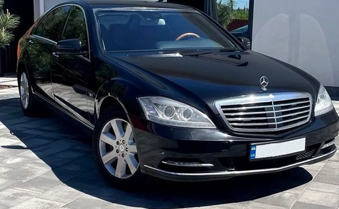 128 Броньований Mercedes Benz W221 S600 GUARD B7 128 Броньований Mercedes Benz W221 S600 GUARD B7