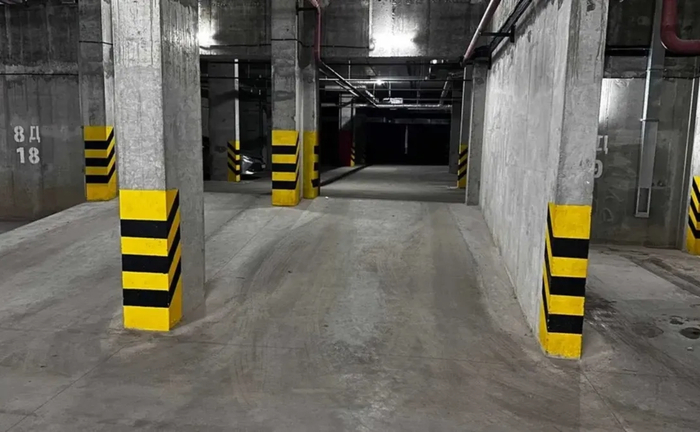 Подобовий паркінг (ЖК Riel City) — 5 хв від Вокзалу / 12 хв до Центру